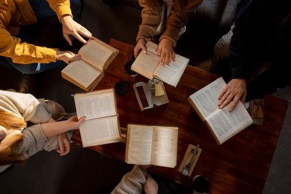 Лекция «Литературные перекрестки»
