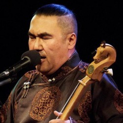 Радик Тюлюш и проект «Чалама»