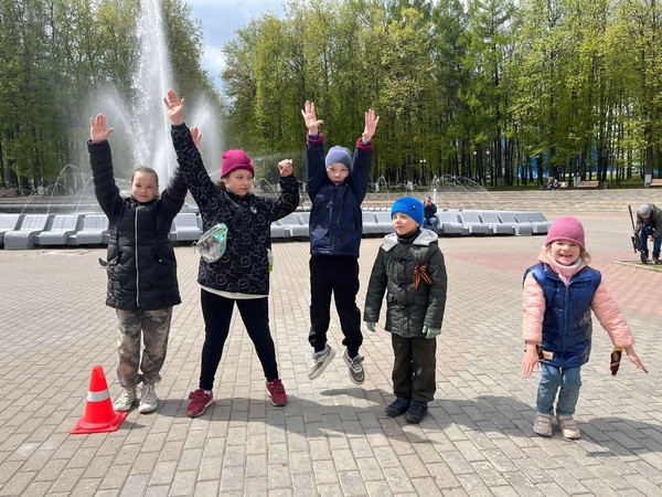 Игровая программа «От улыбки станет всем светлей!»