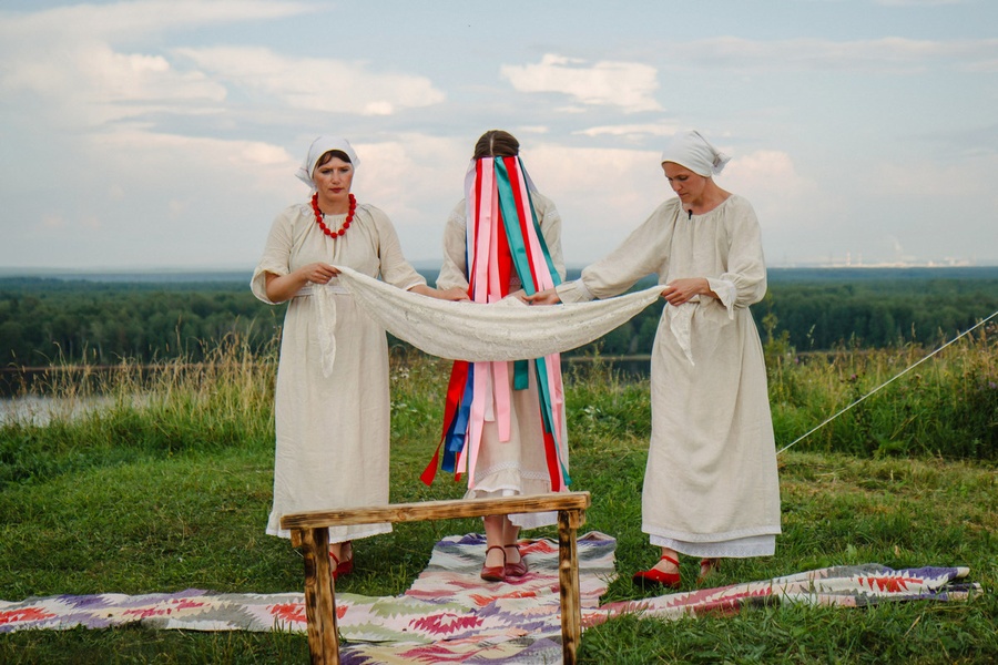 Праздник летнего солнцестояния в деревне Никонова
