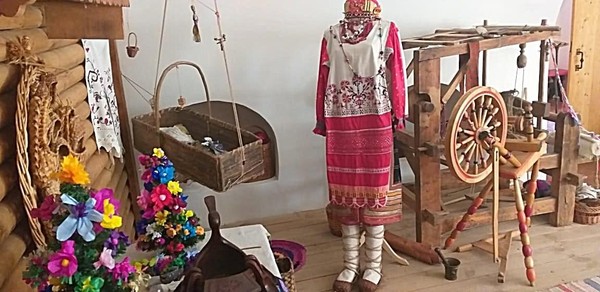Экскурсия «В гости в русскую избу»