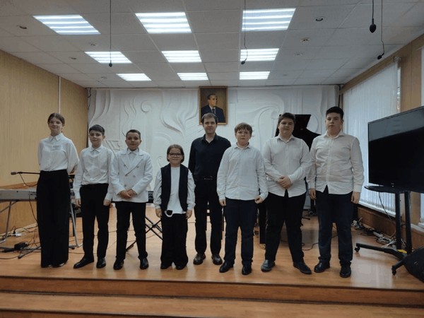 Концерт класса преподавателя по синтезатору Колотилинского Т.Г