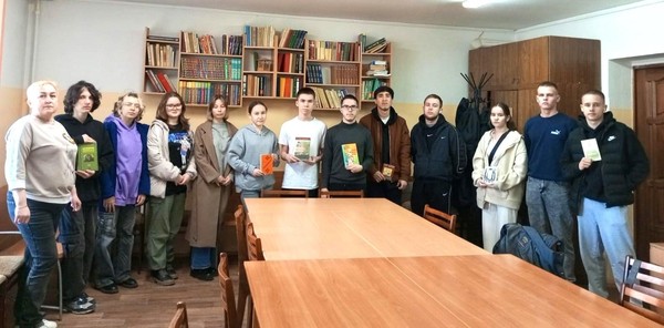 Тематическая выставка «Наркотикам-нет!»