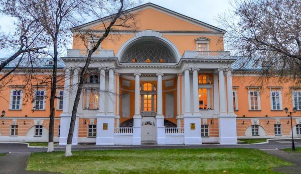 «Секреты усадьбы Разумовских: где история встречается со спортом»