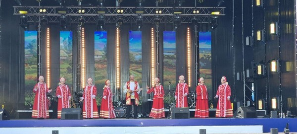 Мастер-класс «Элементы народной хореографии в постановке творческого номера»