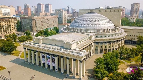 Программа «Штрихи к портрету города»