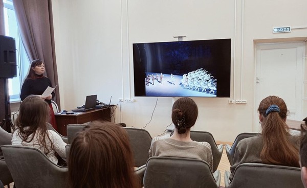Лекция «О культуре доступно. Наталья Назарова: настоящее кино»