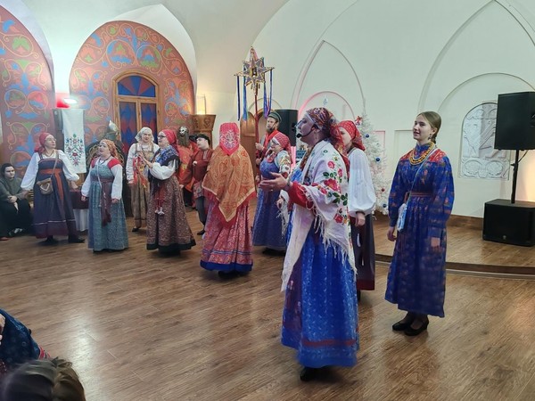 Программа «Кадрильный пятачок»