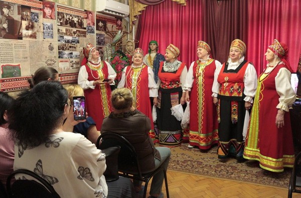 Открытие выставки «Гармония красоты и пользы»