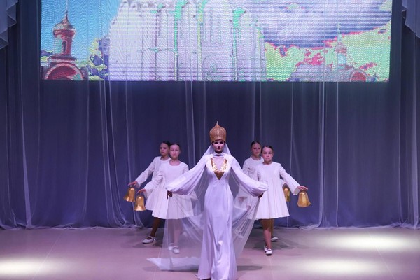 Музыкально-поэтическая гостиная «Крылья успеха»