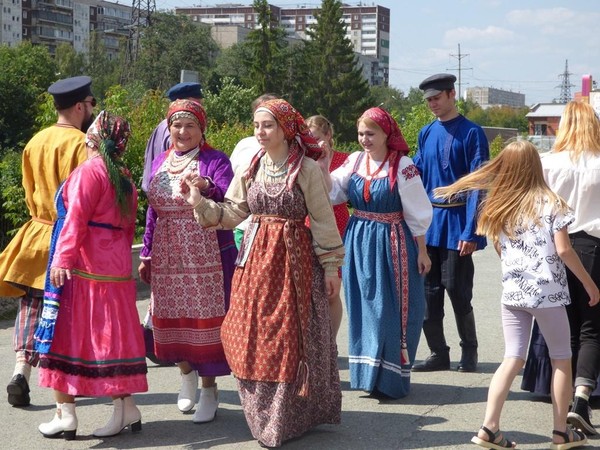 Просветительская программа «Народы Среднего Урала: культура и традиции»