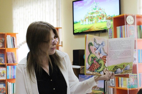 Литературно-творческое занятие «Жар-птица – сказочное воплощение огня и солнца»