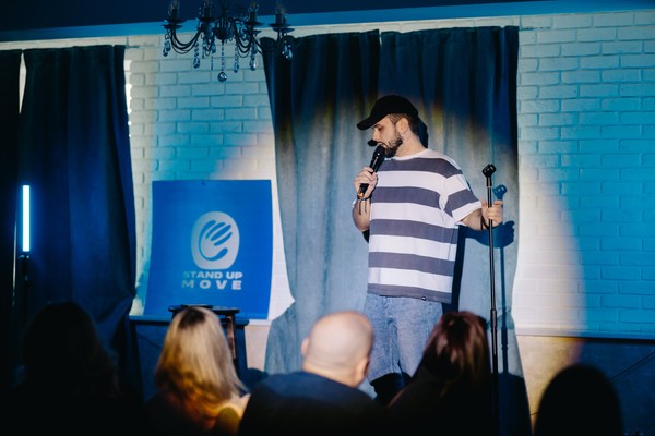 Stand-up Move
