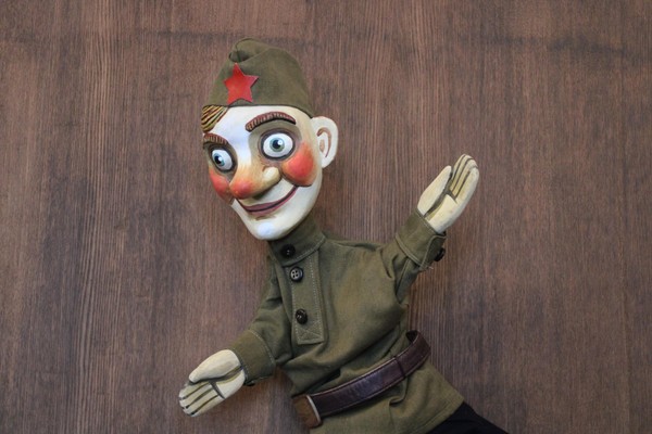 Спектакль «Синий платочек»