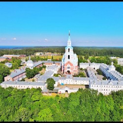 Карельский дзен: на VIP катере по Ладоге и на остров Валаам (будни)