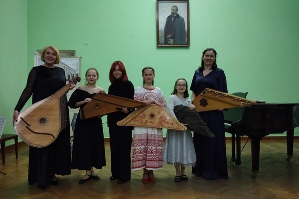 Библиомикс «Панорама жанров». Видеопрезентация концерта гуслей «Союз волшебных звуков»
