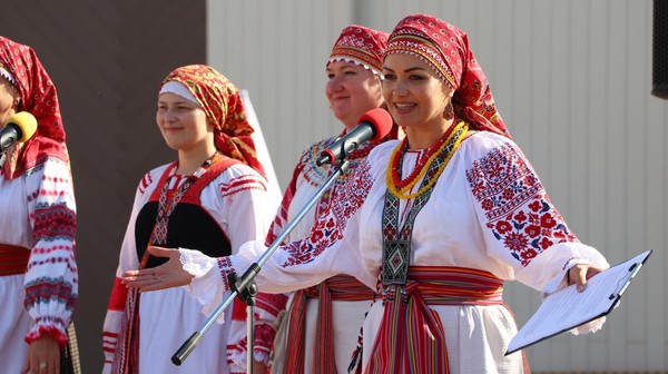 Культурное пространство «У «Знаменки»: концерт «Зажигаем по-народному»