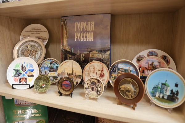 Комплексная выставка «Города России в произведениях искусства»