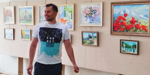 Выставка «Эмоции в красках»