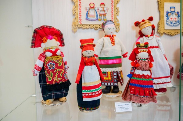 Выставка «Кукла в народном костюме»