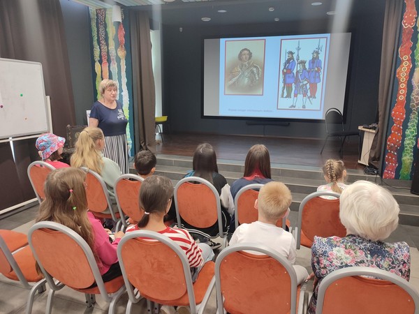 Интерактивная программа «По стопам Петра: путешествие во времени»