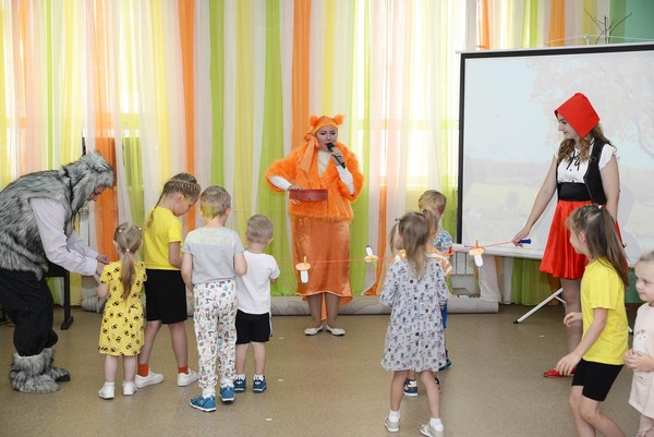 Программа «У нас ка-ни-ку-лы!»