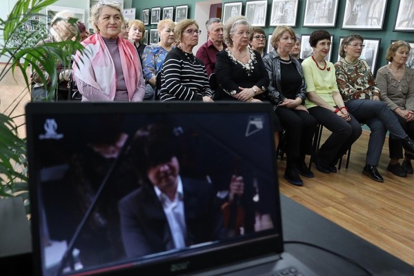 Просмотр и обсуждение концерта «Фантазии серебряная нить. О творчестве Роберта Шумана»