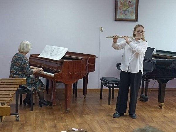 Виртуальная выставка «Романса чарующий звук»