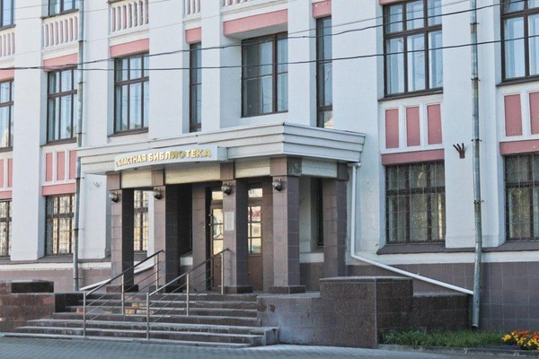 Литературная гостиная «Читали Твардовского и плакали…»