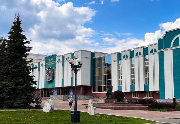 Пеший квест «СкульпТУР»