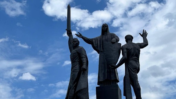 Выставка «Мемориалы и памятники Пермского края»