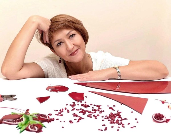 Выставка «Элеонора Саунина. Фьюзинг»
