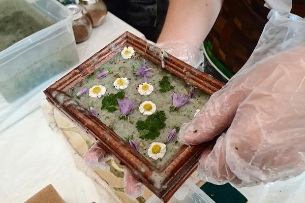 Мастер-класс «Создание бумаги из бумажной массы»