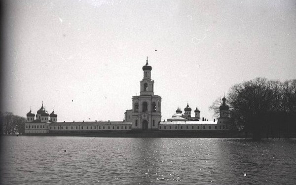 Лекция «Великий Новгород и его наследие. От города-руины к городу-музею»