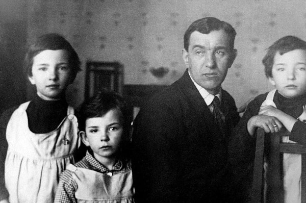 Лекция «Нина Луговская. Живопись»