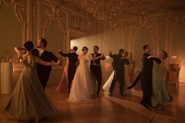 White Night Ball. Бал 19 века в Особняке с водной прогулкой на развод мостов