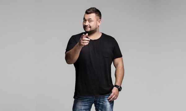 Сергей Жуков на Дне рождения Руки ВВерх! Бара
