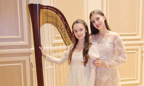 Песни любви и юности