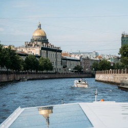 На катере по рекам и каналам Петербурга