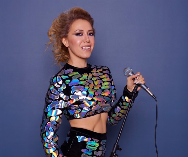 Карина Кокс