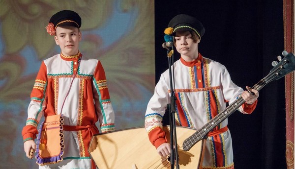 День косоворотки