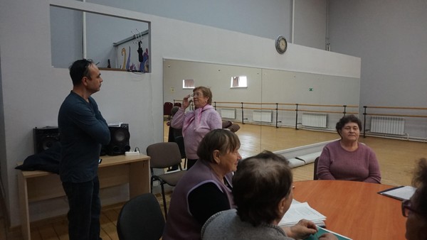 Мастер-класс по вокалу с жизнелюбами