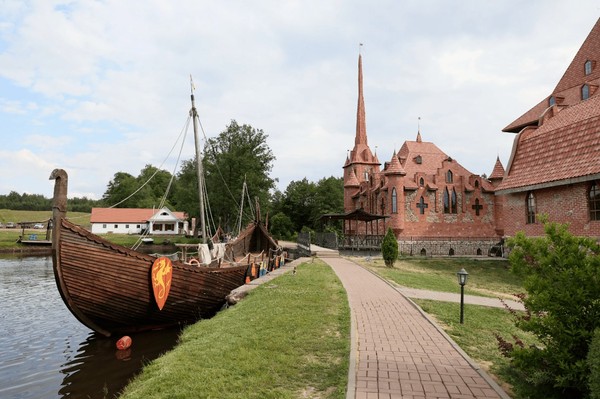 Трансфер в парк «Великое княжество Сула» — из Минска
