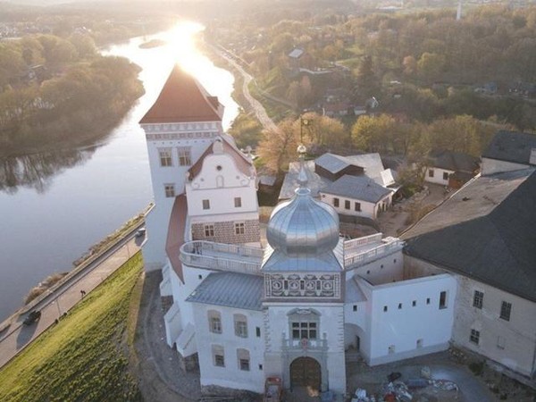 Лекция «Путешествия по миру. Старый замок в Гродно»