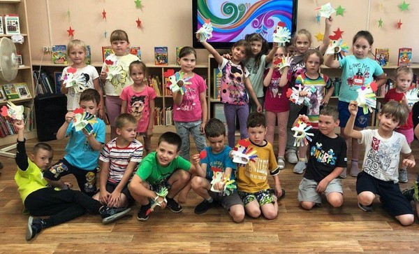 Познавательно-игровая программа «Фольклорная радуга»