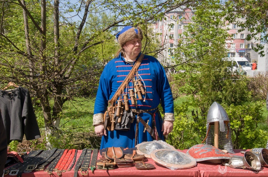 Десятый военно-патриотический исторический фестиваль  "Под Знаменем Отечества"