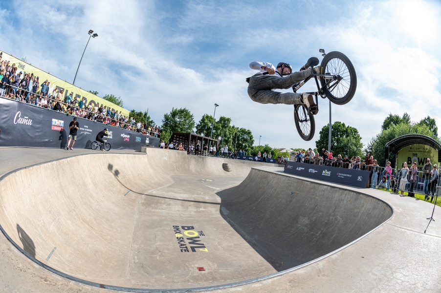 THE BOWL 9: заряд экстрима, зрелищные соревнования и концерт Captown