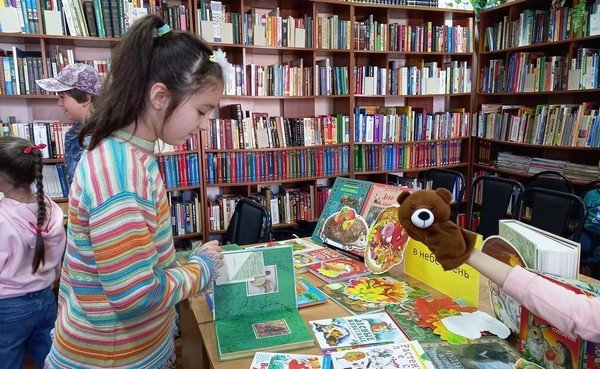 Литературная игра «Лучшие друзья с книжных полок»