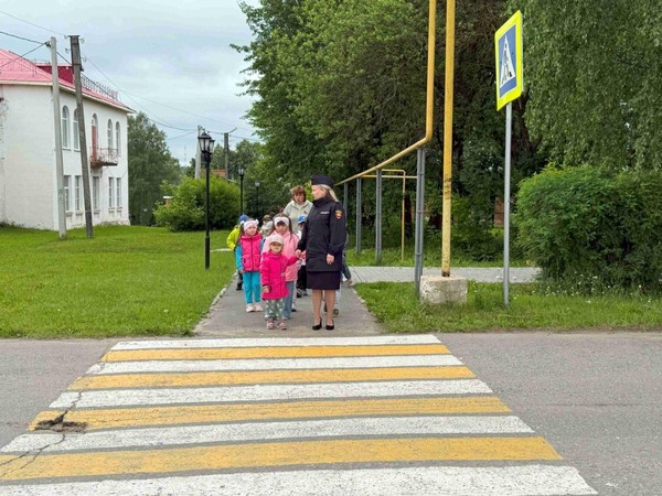 Выставка «Дорога к безопасности»