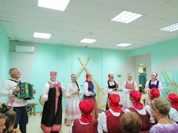 «Путешествие в страну фольклора»